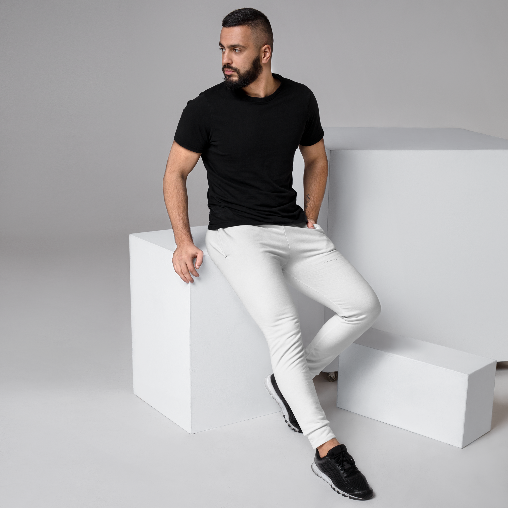 Signature joggers